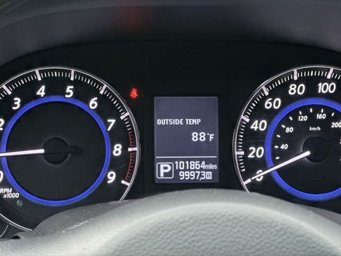 Used 2017 INFINITI QX70 AWD w/ Premium Package image 25