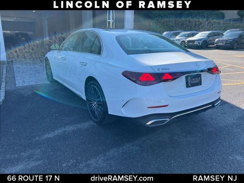 Used 2024 Mercedes-Benz E 350 4MATIC Sedan image 3