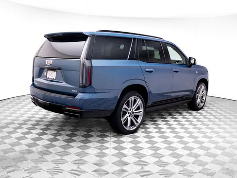Certified 2026 Cadillac Escalade Platinum Sport AWD/4WD image 5
