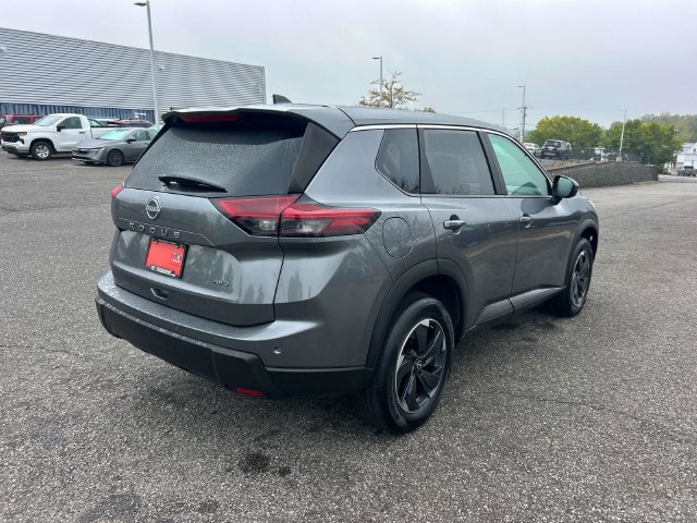Certified 2025 Nissan Rogue SV AWD/4WD image 3