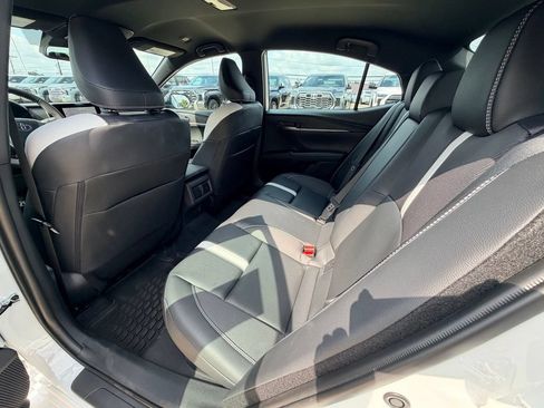 Used 2026 Toyota Camry SE FWD image 24