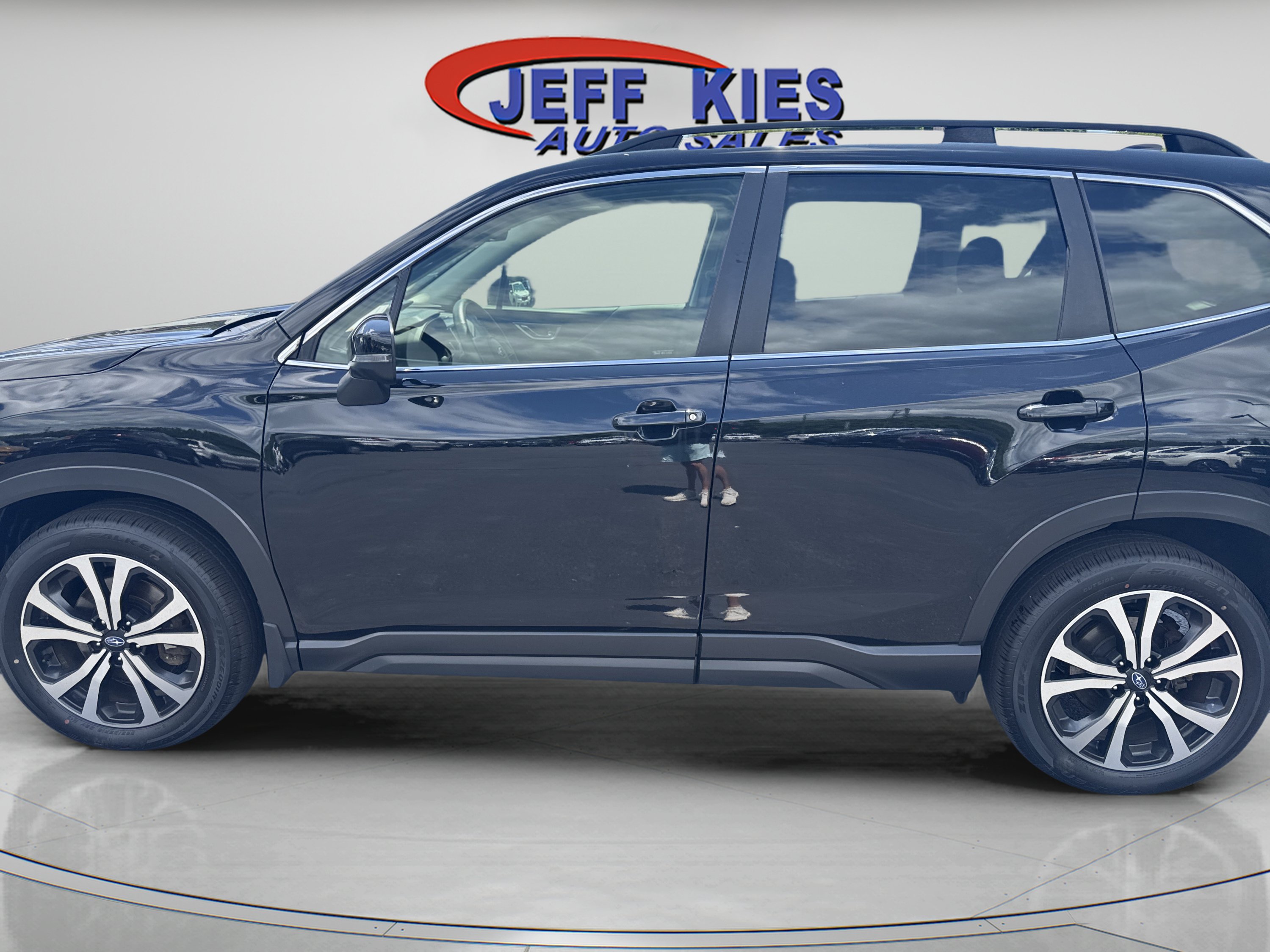 Used 2020 Subaru Forester Limited AWD/4WD image 8