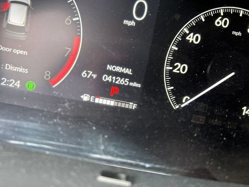Used 2025 Honda CR-V LX image 8