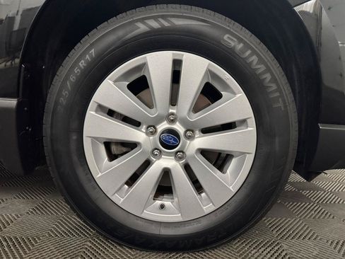 Used 2017 Subaru Outback 2.5i Premium AWD/4WD image 26
