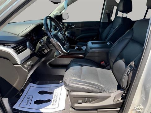 Used 2019 GMC Yukon XL SLE w/ Convenience Package image 23