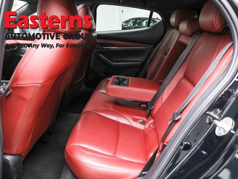 Used 2021 MAZDA MAZDA3 s image 23