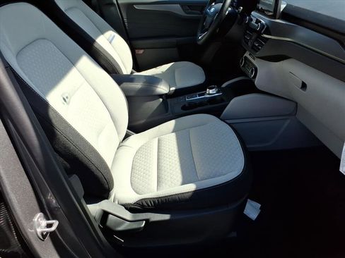 New 2026 Ford Escape Active w/ Cold Weather Package image 9