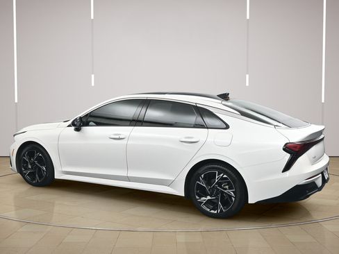 Used 2025 Kia K5 GT-Line w/ GT-Line Premium Package FWD image 5