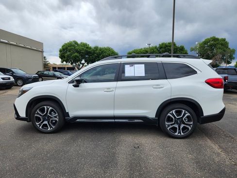 Used 2024 Subaru Ascent Limited w/ Technology Package AWD/4WD image 4