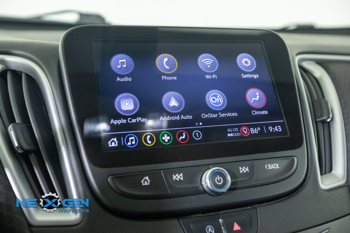 Used 2022 Chevrolet Malibu LT FWD image 20