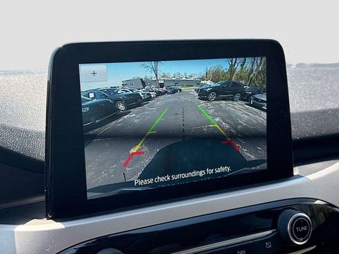 Used 2022 Ford Escape SE w/ SE Sport Appearance Package image 13