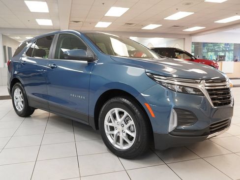 Used 2024 Chevrolet Equinox LT FWD image 14