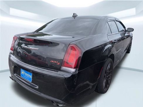 Used 2017 Chrysler 300 S RWD image 13