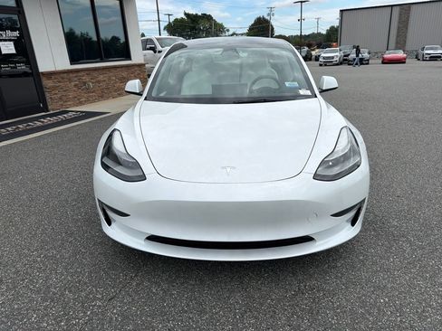 Used 2023 Tesla Model 3 Standard Range RWD image 9