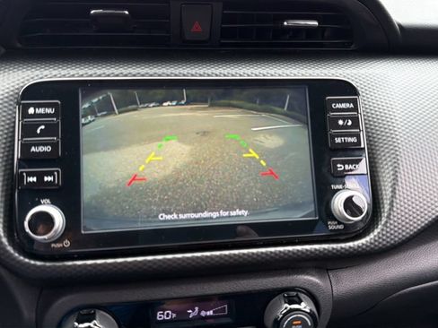 Used 2021 Nissan Kicks SV FWD image 16