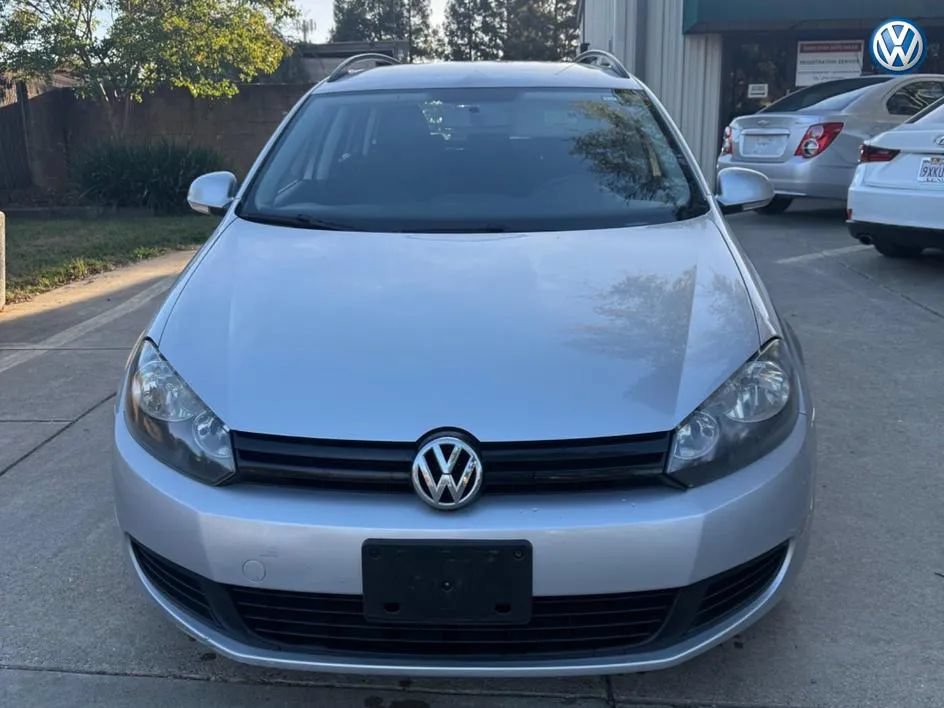 Used 2010 Volkswagen Jetta S FWD image 2