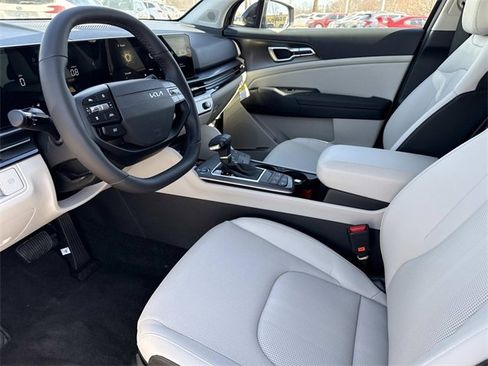 New 2026 Kia Sportage EX w/ EX Panorama Roof Package image 12