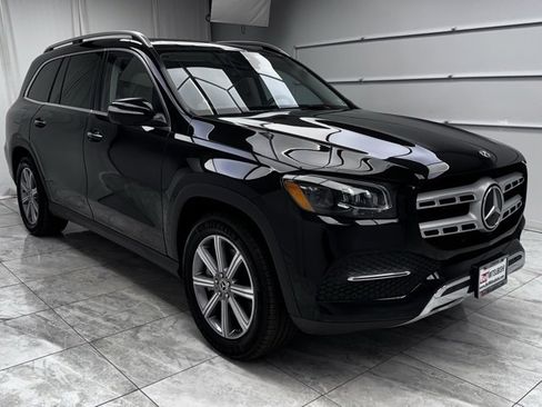 Used 2023 Mercedes-Benz GLS 450 4MATIC image 2