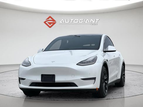 Used 2021 Tesla Model Y Long Range image 13