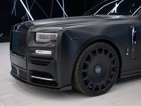 Used 2023 Rolls-Royce Phantom Sedan RWD image 26