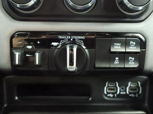 Certified 2024 RAM 1500 Big Horn w/ Trailer Tow Group AWD/4WD image 40