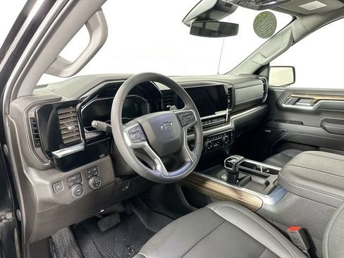 Used 2024 Chevrolet Silverado 1500 RST w/ Convenience Package II AWD/4WD image 21