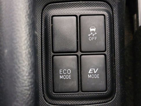 Used 2016 Toyota Prius C Persona Series image 22