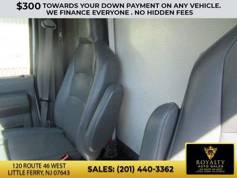 Used 2018 Ford E-350 and Econoline 350 Super Duty image 6