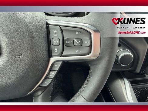 Used 2026 RAM 1500 Big Horn AWD/4WD image 18