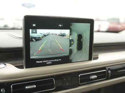 Used 2022 Lincoln Aviator Reserve w/ Elements Package Plus image 29