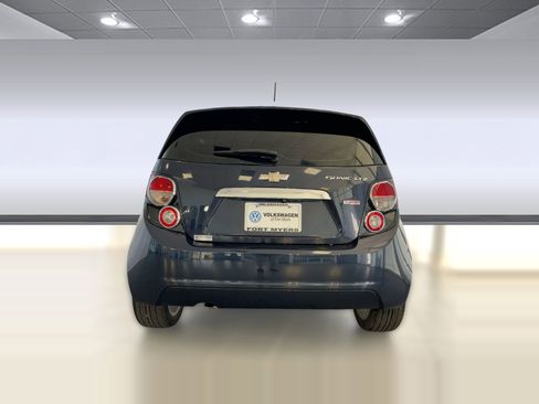 Used 2016 Chevrolet Sonic LTZ image 10