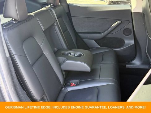 Used 2023 Tesla Model Y Long Range AWD/4WD image 23