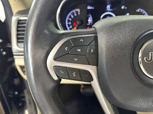 Used 2018 Jeep Grand Cherokee Limited image 15