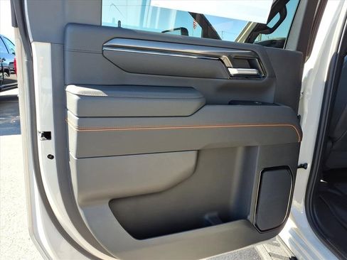 New 2026 GMC Sierra 2500 AT4 w/ AT4 Premium Plus Package image 18