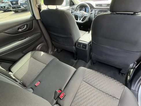 Used 2020 Nissan Rogue SV AWD/4WD image 30