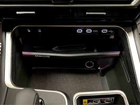 New 2026 Lexus TX 500h AWD image 16