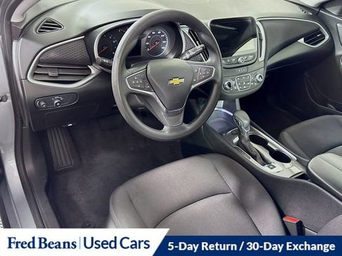 Used 2024 Chevrolet Malibu LT FWD image 13
