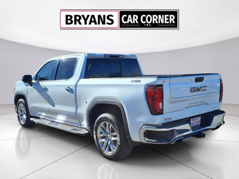 Used 2019 GMC Sierra 1500 SLT w/ SLT Premium Plus Package image 3
