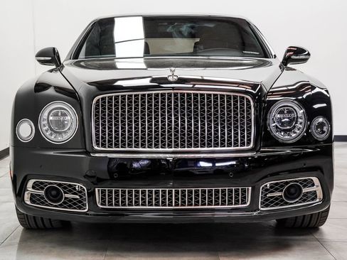 Used 2018 Bentley Mulsanne RWD image 6