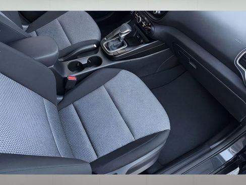 Used 2022 Kia Soul LX w/ Technology Package image 22