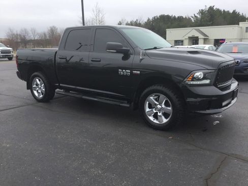 Used 2017 RAM 1500 Sport w/ Convenience Group image 7