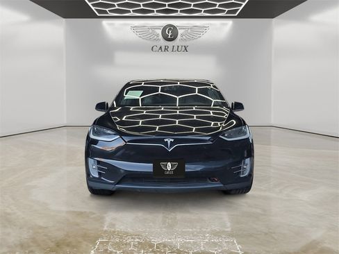 Used 2018 Tesla Model X 75D image 8