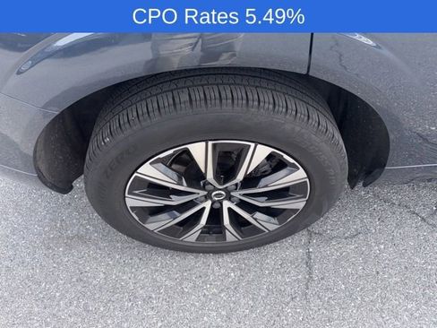Certified 2023 Volvo XC60 B5 Plus w/ Climate Package AWD/4WD image 9