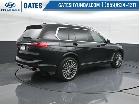 Used 2019 BMW X7 xDrive50i w/ Premium Package AWD/4WD image 2