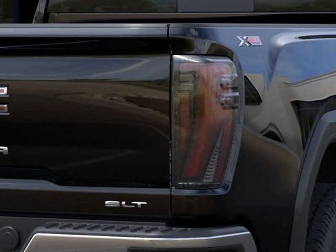 New 2026 GMC Sierra 3500 SLT w/ SLT Premium Package image 11