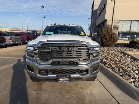 New 2026 RAM 2500 Tradesman AWD/4WD image 2