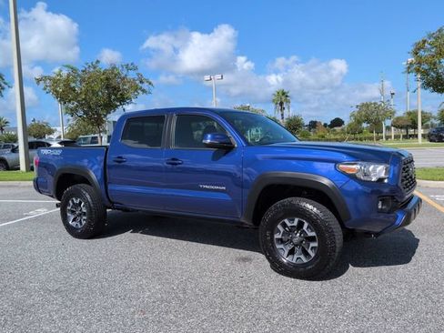 Certified 2023 Toyota Tacoma TRD Off-Road w/ Technology Package AWD/4WD image 2
