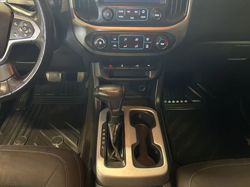 Used 2018 Chevrolet Colorado LT w/ LT Convenience Package image 21