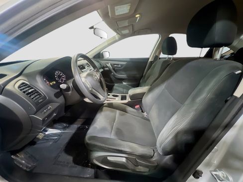Used 2015 Nissan Altima 2.5 S FWD image 12