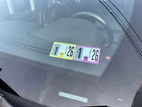 Used 2014 Jeep Grand Cherokee Limited image 8